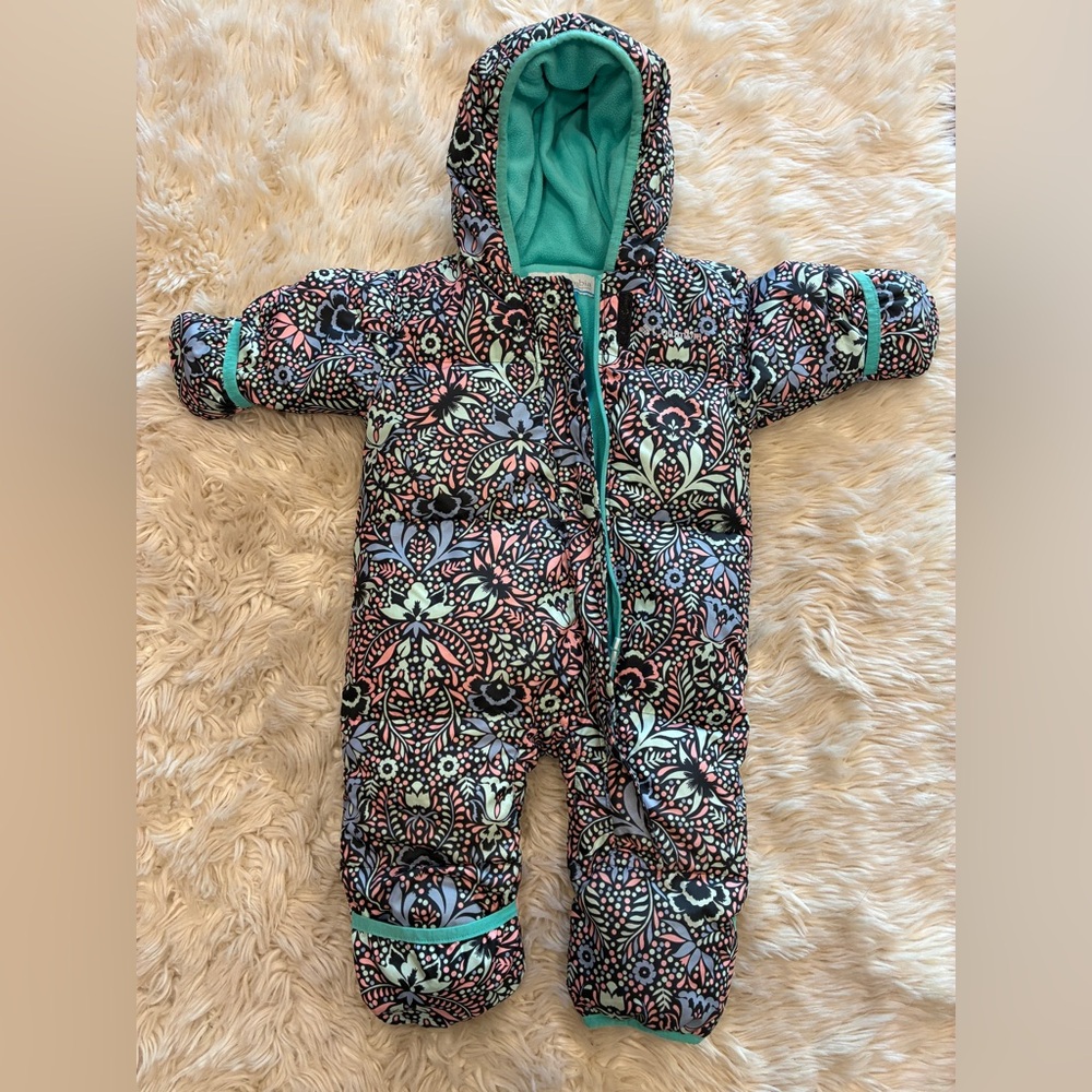 Columbia infant snowsuit bunting 6-12mos